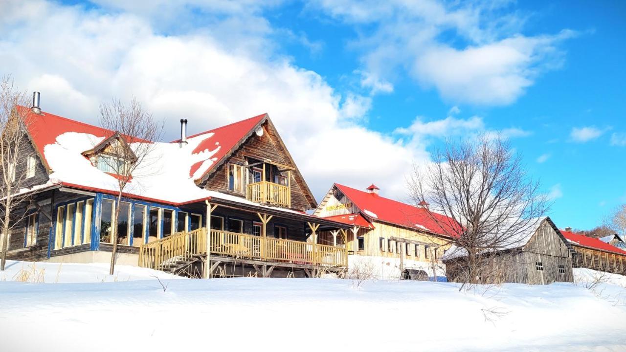 La Vieille Ferme, Ecogite Saint-Fulgence Exterior photo